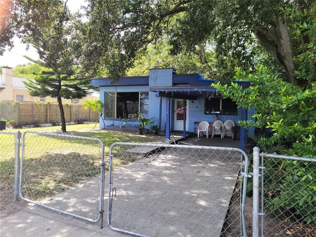 5014 N 15TH STREET TAMPA, FL 33610