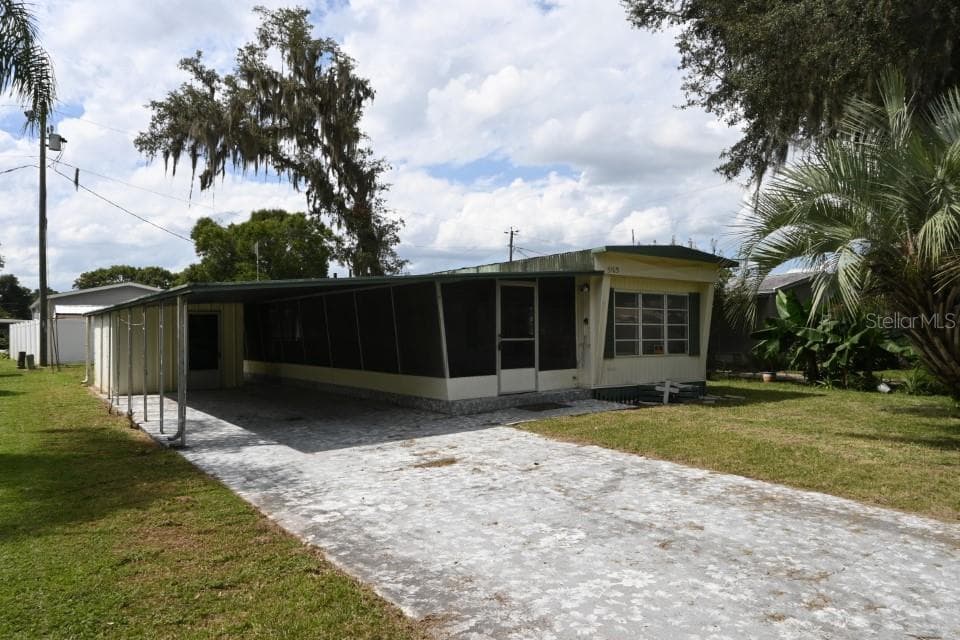 5105 HILL DRIVE ZEPHYRHILLS, FL 33542