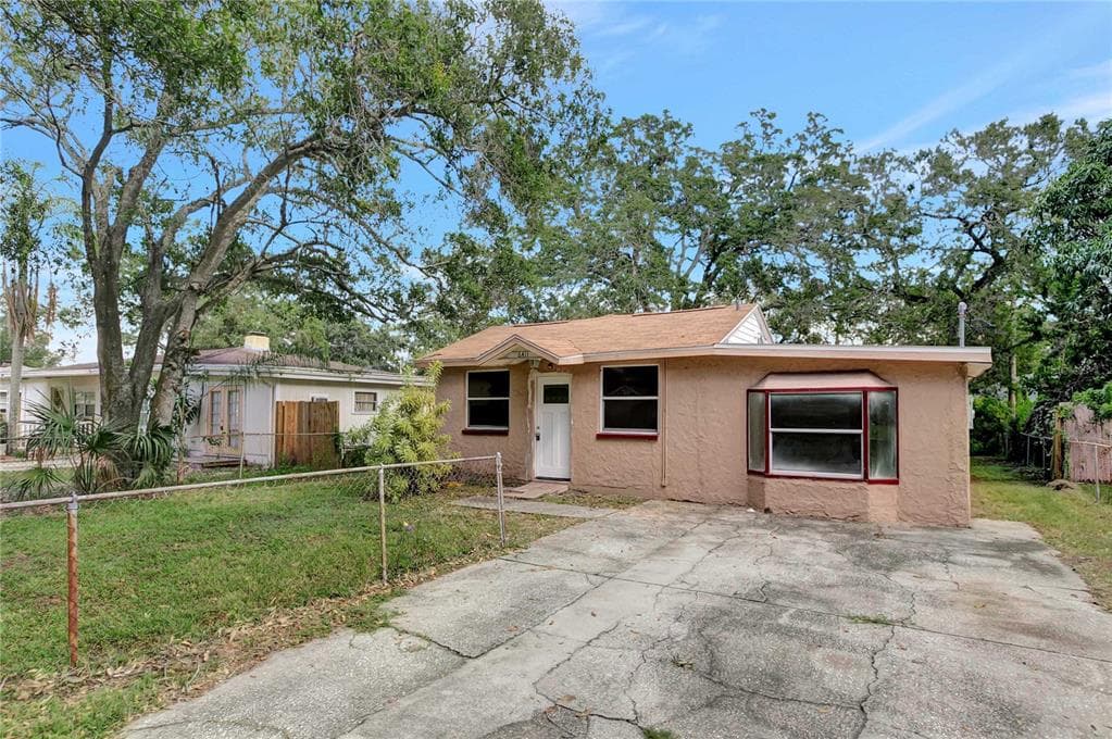 6411 29TH STREET N ST PETERSBURG, FL 33702