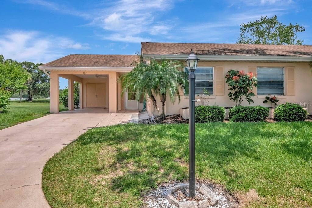 307 GRAYSTON PLACE SUN CITY CENTER, FL 33573