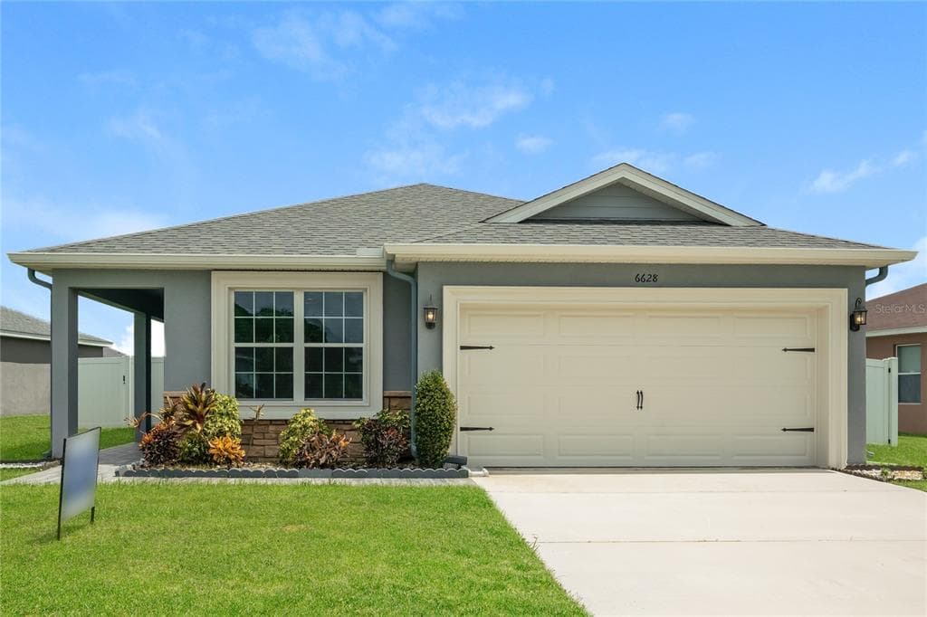 6628 BAYSTON HILL PLACE ZEPHYRHILLS, FL 33541