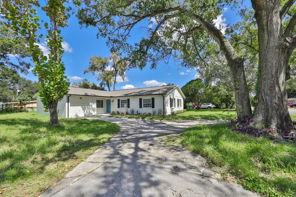 3335 W SPRUCE STREET TAMPA, FL 33607