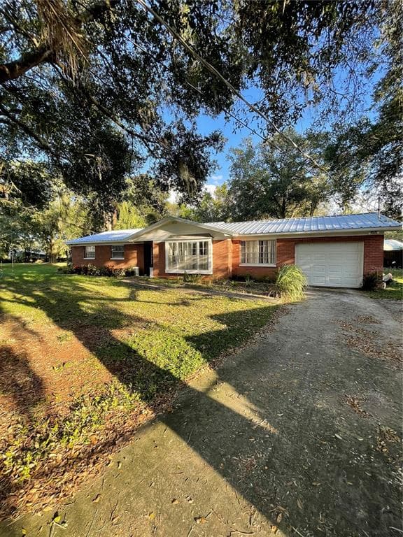 624 S ECHO DRIVE BRANDON, FL 33511