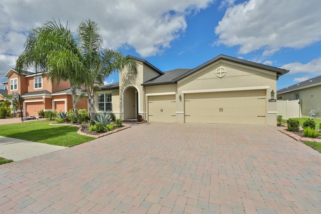 11538 LAKE LUCAYA DRIVE