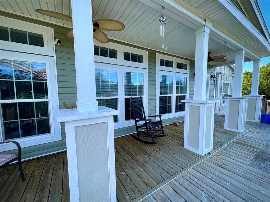 17608 CHORVAT AVENUE SPRING HILL, FL 34610