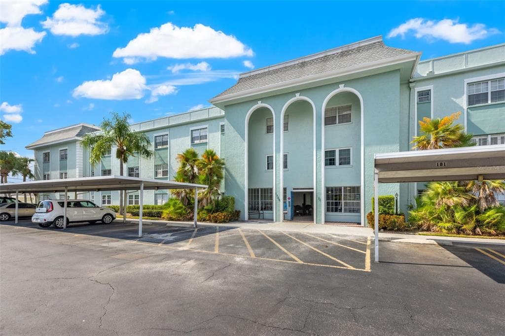 1706 BELLEAIR FOREST DRIVE UNIT 230 BELLEAIR, FL 33756