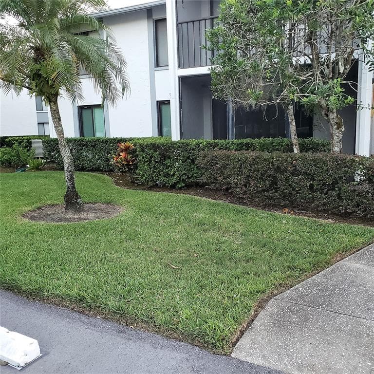 1345 PINE RIDGE CIRCLE E UNIT A1 TARPON SPRINGS, FL 34688