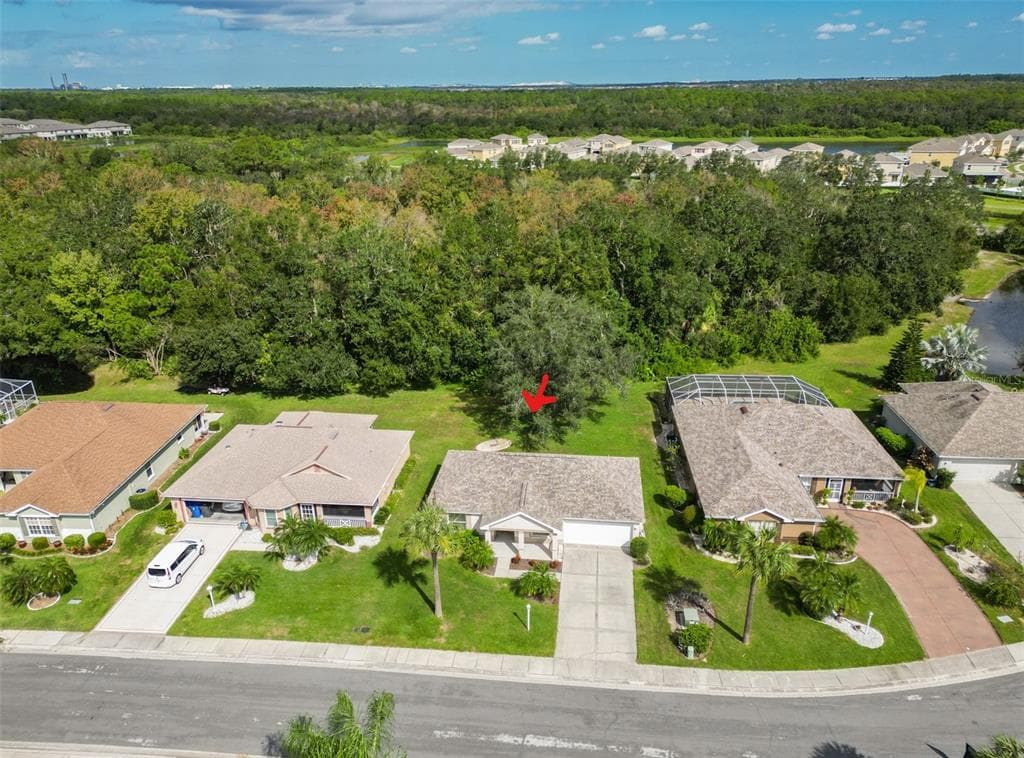 1210 CALOOSA CREEK COURT SUN CITY CENTER, FL 33573