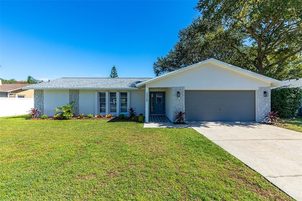2329 PIN OAK LANE W CLEARWATER, FL 33759