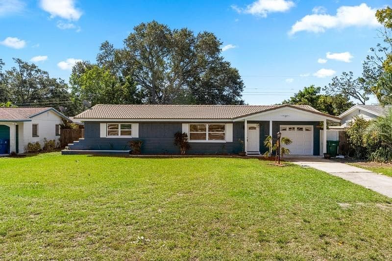 11732 81ST PLACE SEMINOLE, FL 33772