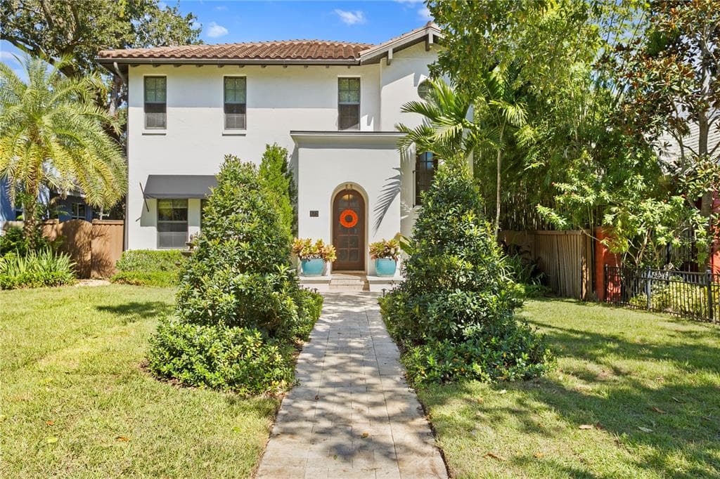 175 24TH AVENUE N ST PETERSBURG, FL 33704
