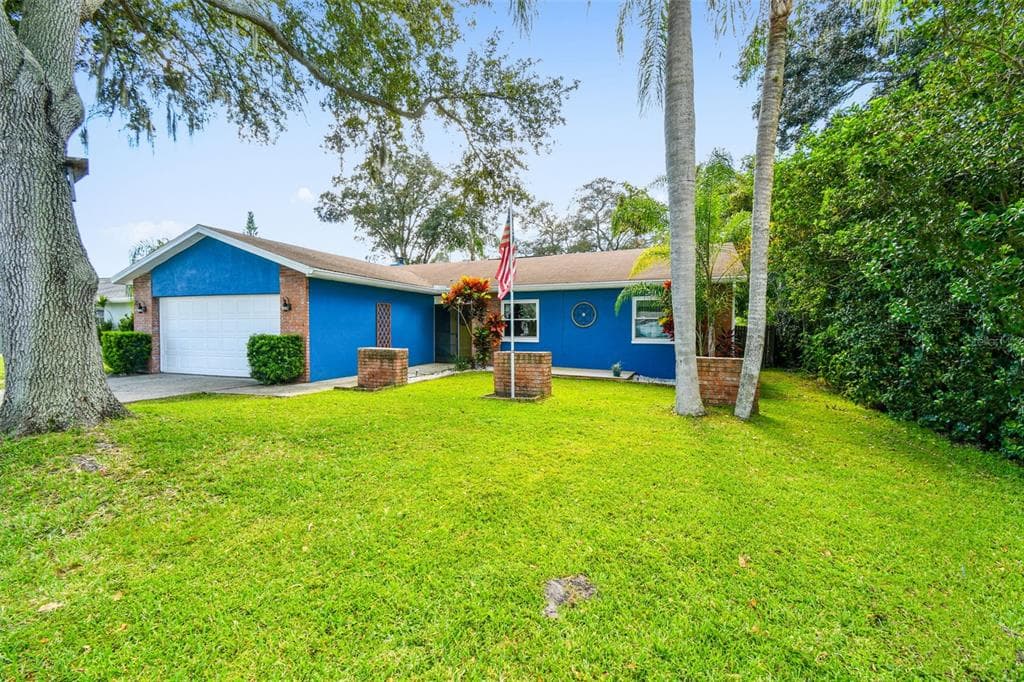 5 HARBOR WOODS DRIVE SAFETY HARBOR, FL 34695