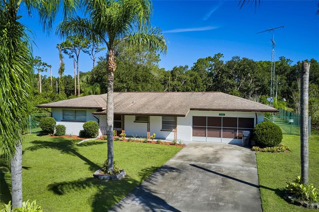 4560 VALENCIA DRIVE INDIAN LAKE ESTATES, FL 33855