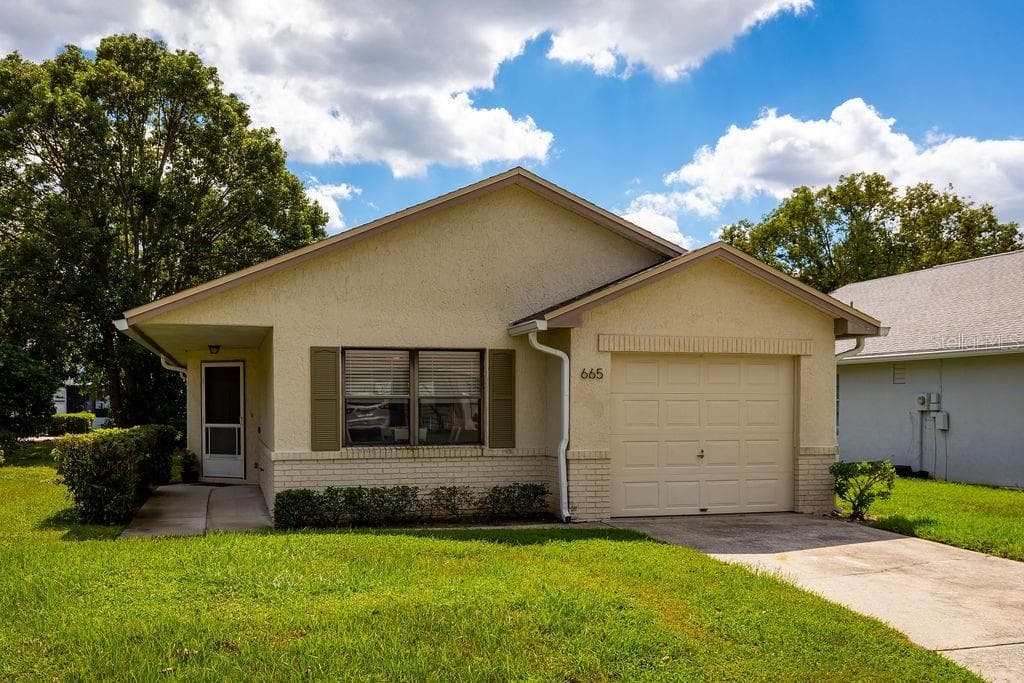 665 EAGLE RUN LAKELAND, FL 33809