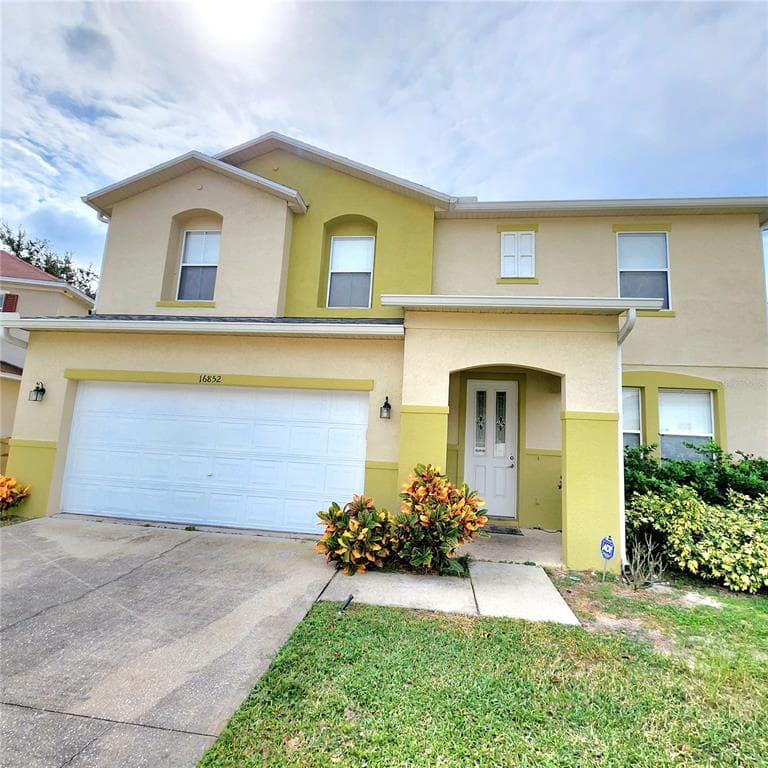 16852 RISING STAR DRIVE CLERMONT, FL 34714