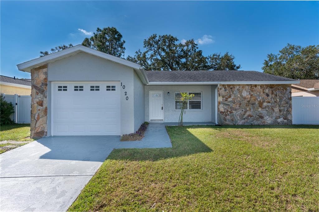 1020 PINE RIDGE CIRCLE BRANDON, FL 33511