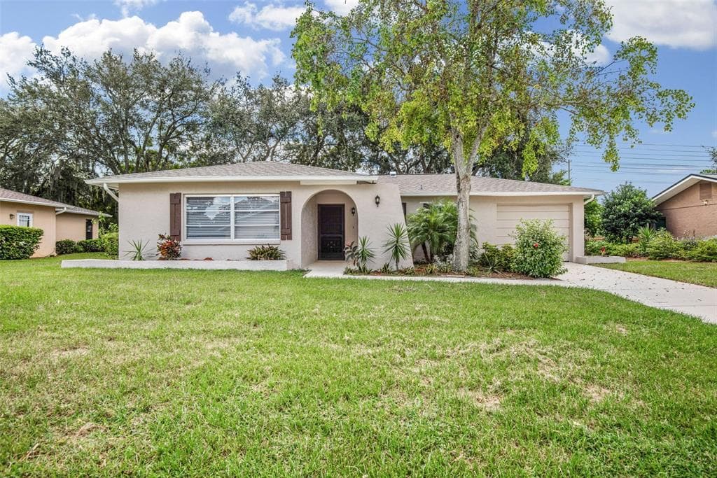 8528 WINDING WOOD DRIVE PORT RICHEY, FL 34668