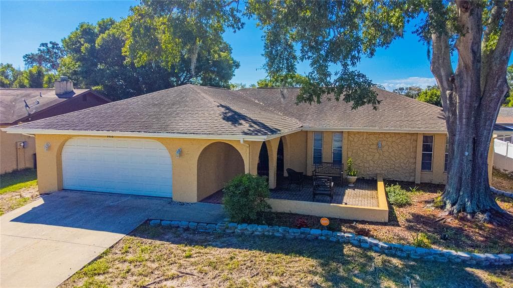 8818 WABASH LANE PORT RICHEY, FL 34668
