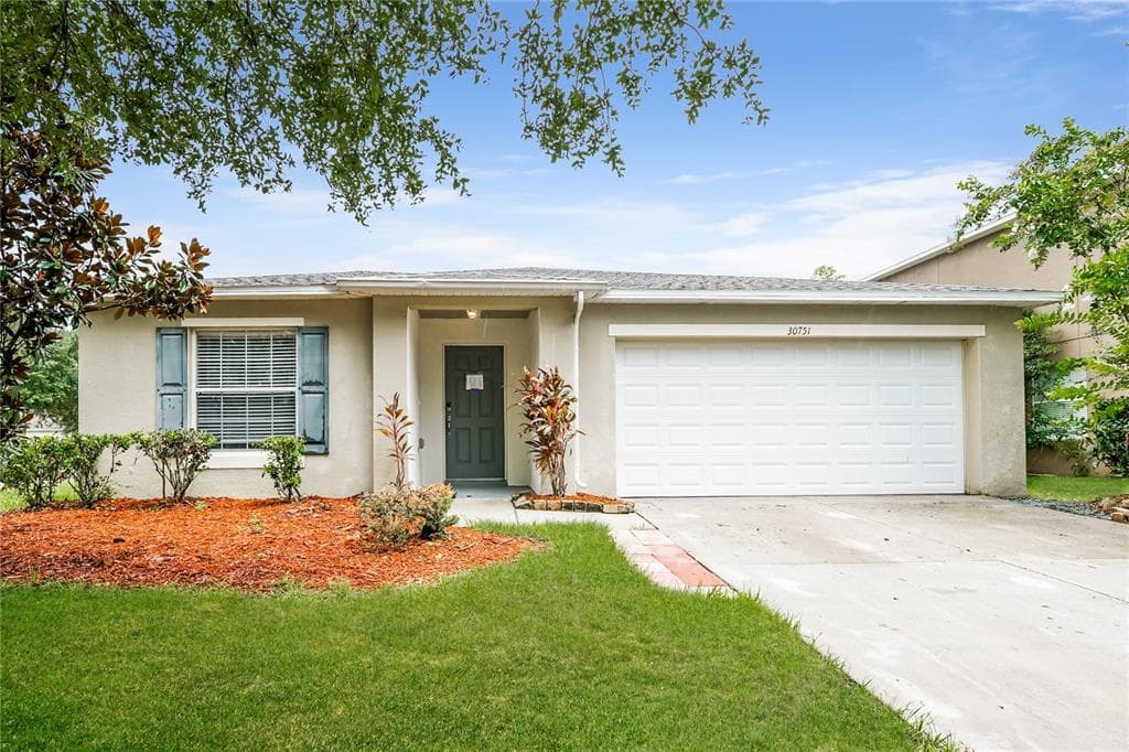 30751 SONNET GLEN DRIVE WESLEY CHAPEL, FL 33543