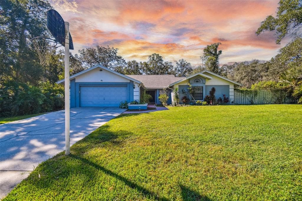 2544 VICTARRA CIRCLE LUTZ, FL 33559