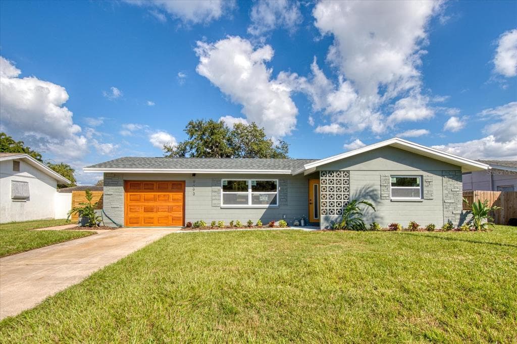 9893 111TH STREET SEMINOLE, FL 33772
