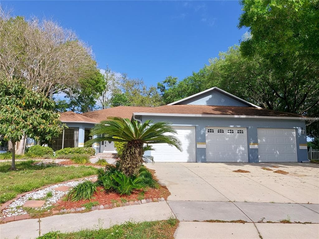 3203 PLEASANT LAKE DRIVE TAMPA, FL 33618