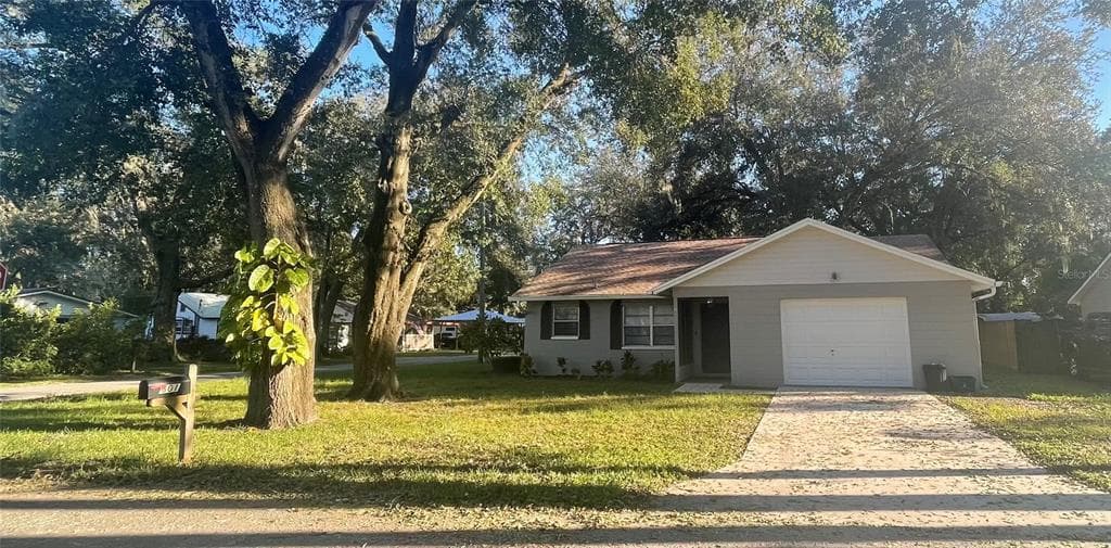 601 TYNER STREET PLANT CITY, FL 33563