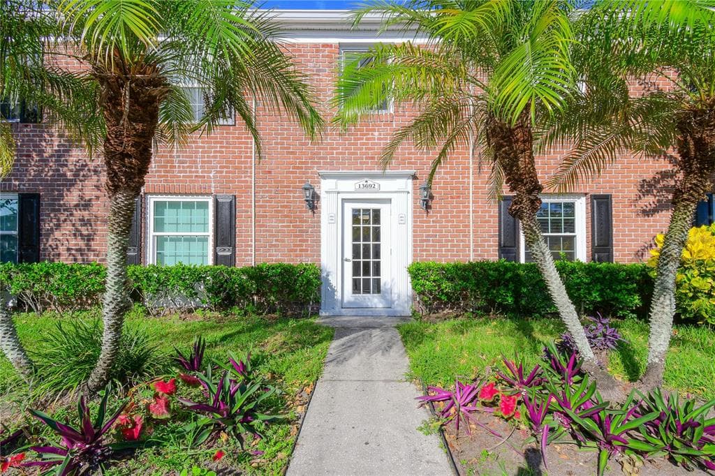 13692 ORANGE SUNSET DRIVE UNIT 202 TAMPA, FL 33618