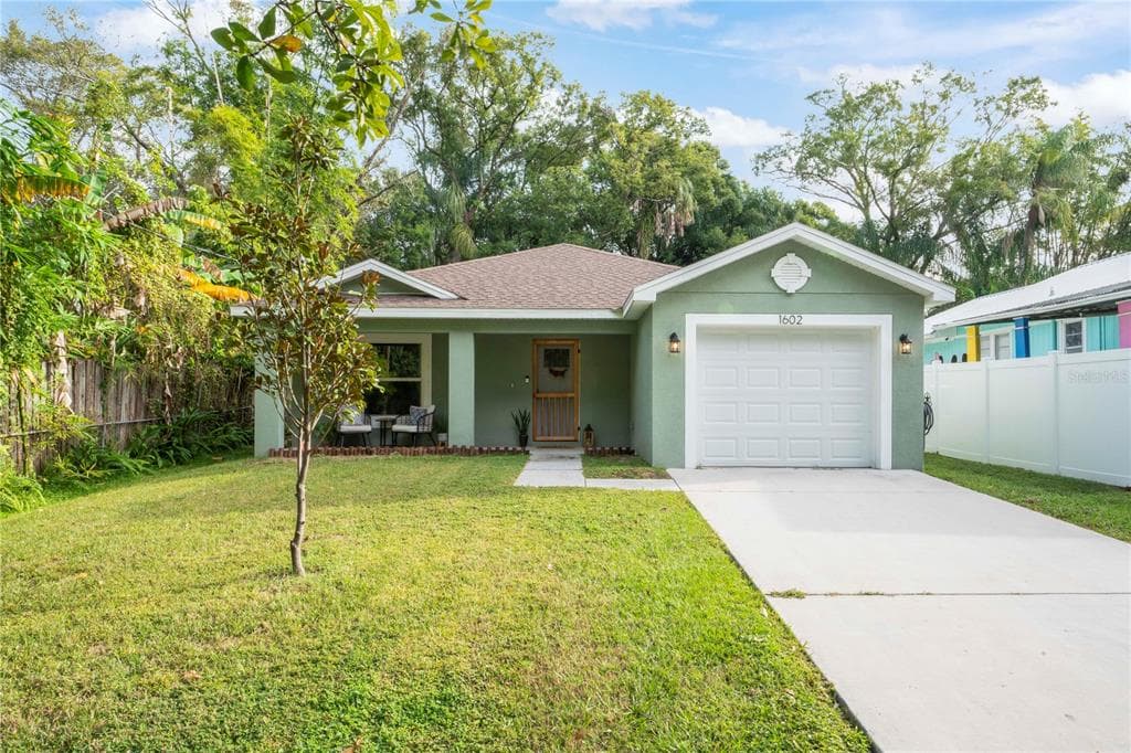 1602 E MULBERRY DRIVE UNIT DT TAMPA, FL 33604