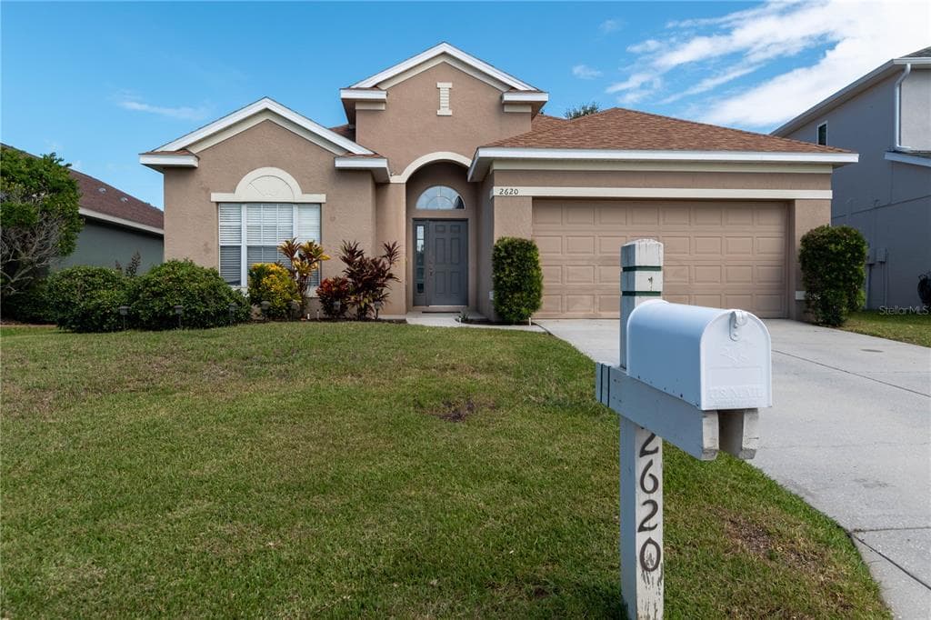 2620 ARROWPOINTE DRIVE
