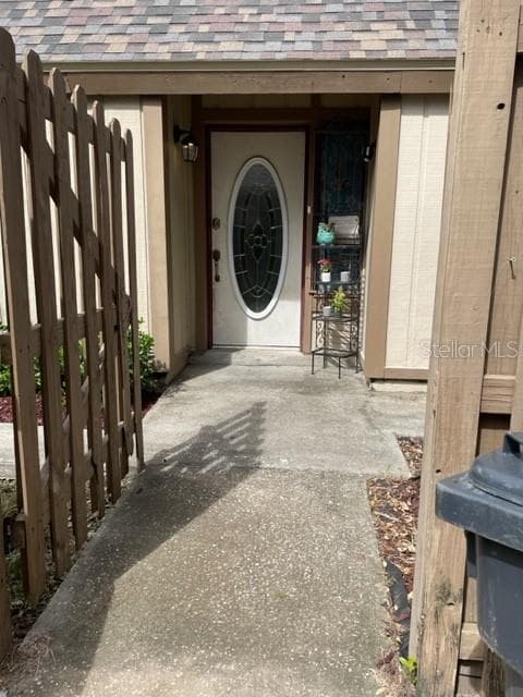801 HUNTERS COURT BRANDON, FL 33511
