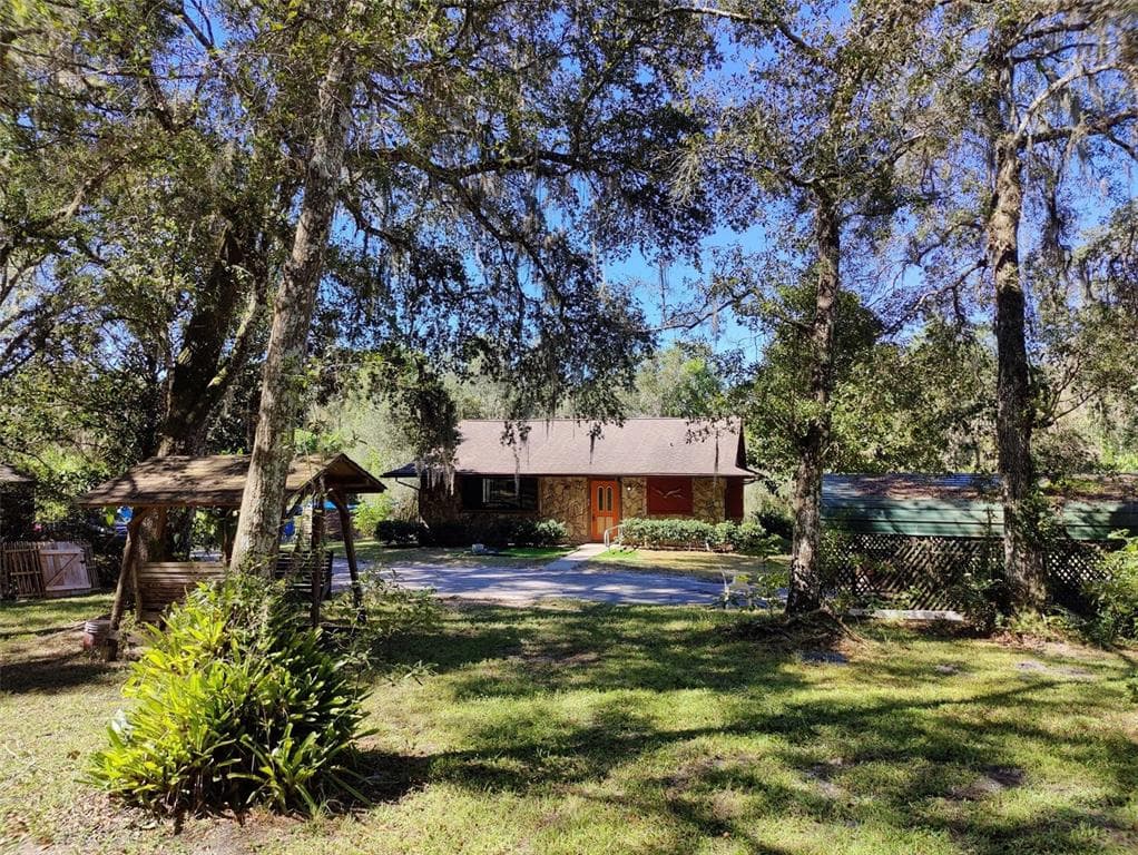 4167 NANCY CREEK BOULEVARD BROOKSVILLE, FL 34602