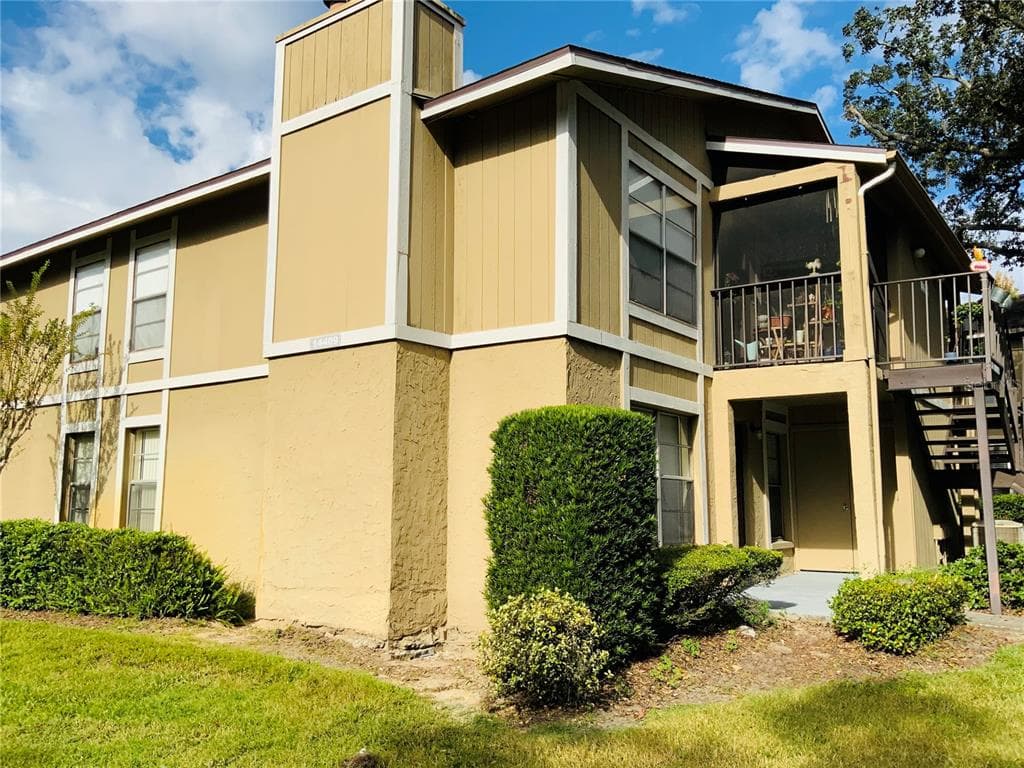 14409 HANGING MOSS CIRCLE UNIT 102 TAMPA, FL 33613