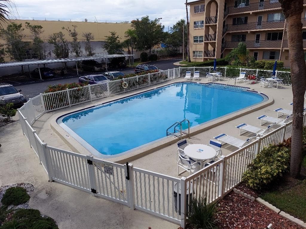 2525 W BAY DRIVE UNIT B22 BELLEAIR BLUFFS, FL 33770