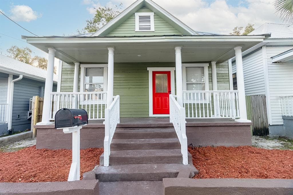 2904 N 18TH STREET TAMPA, FL 33605