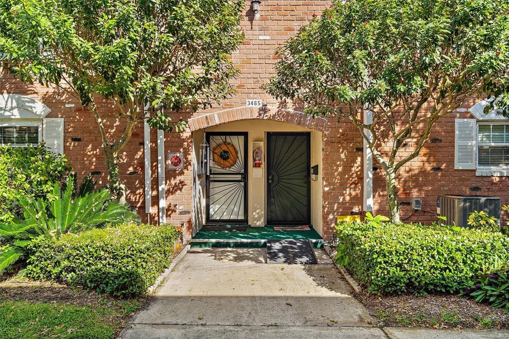 3465 41ST TERRACE S UNIT 205 ST PETERSBURG, FL 33711