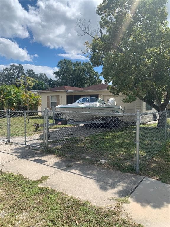 4218 W SAN RAFAEL STREET TAMPA, FL 33629