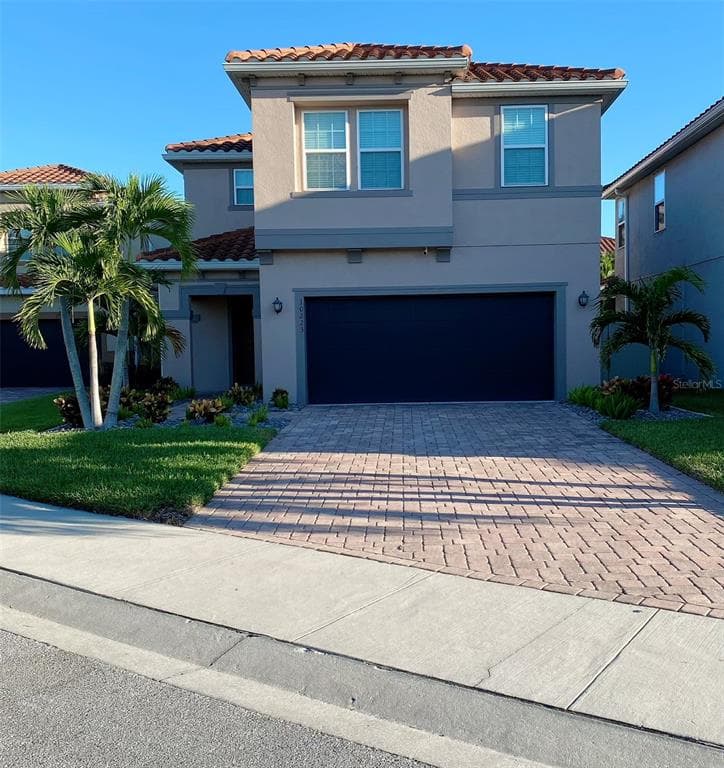 10223 GRAND OAK CIRCLE MADEIRA BEACH, FL 33708