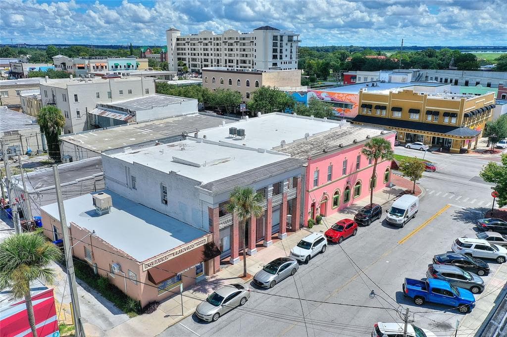 9 W DARLINGTON AVENUE KISSIMMEE, FL 34741