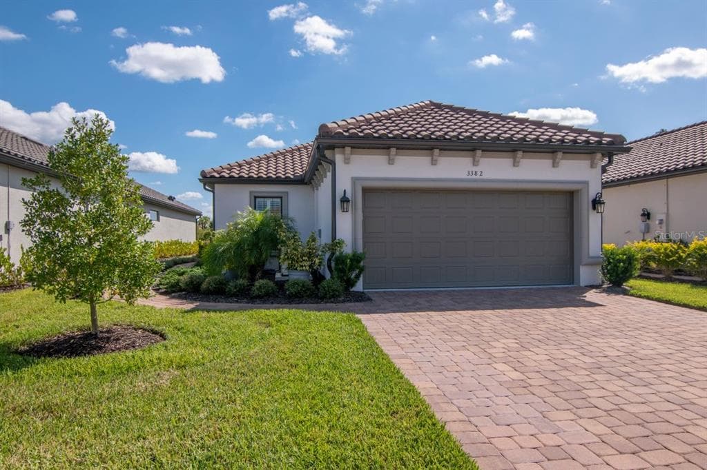3382 FRANCOA DRIVE ODESSA, FL 33556