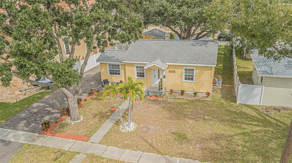 8445 5TH STREET N ST PETERSBURG, FL 33702