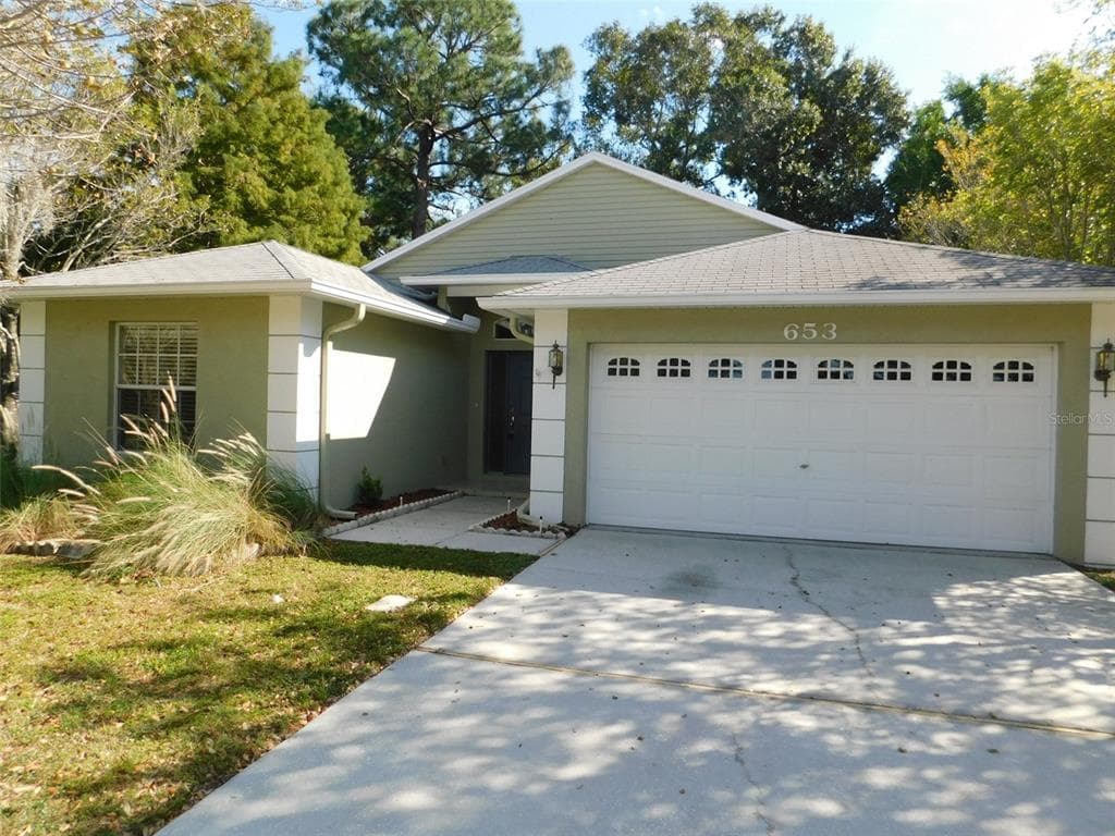 653 WHISPER COVE COURT DUNEDIN, FL 34698
