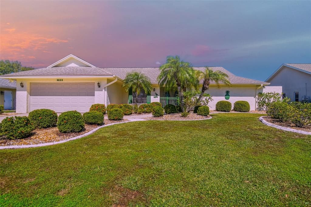 2111 W VIEW DRIVE SUN CITY CENTER, FL 33573