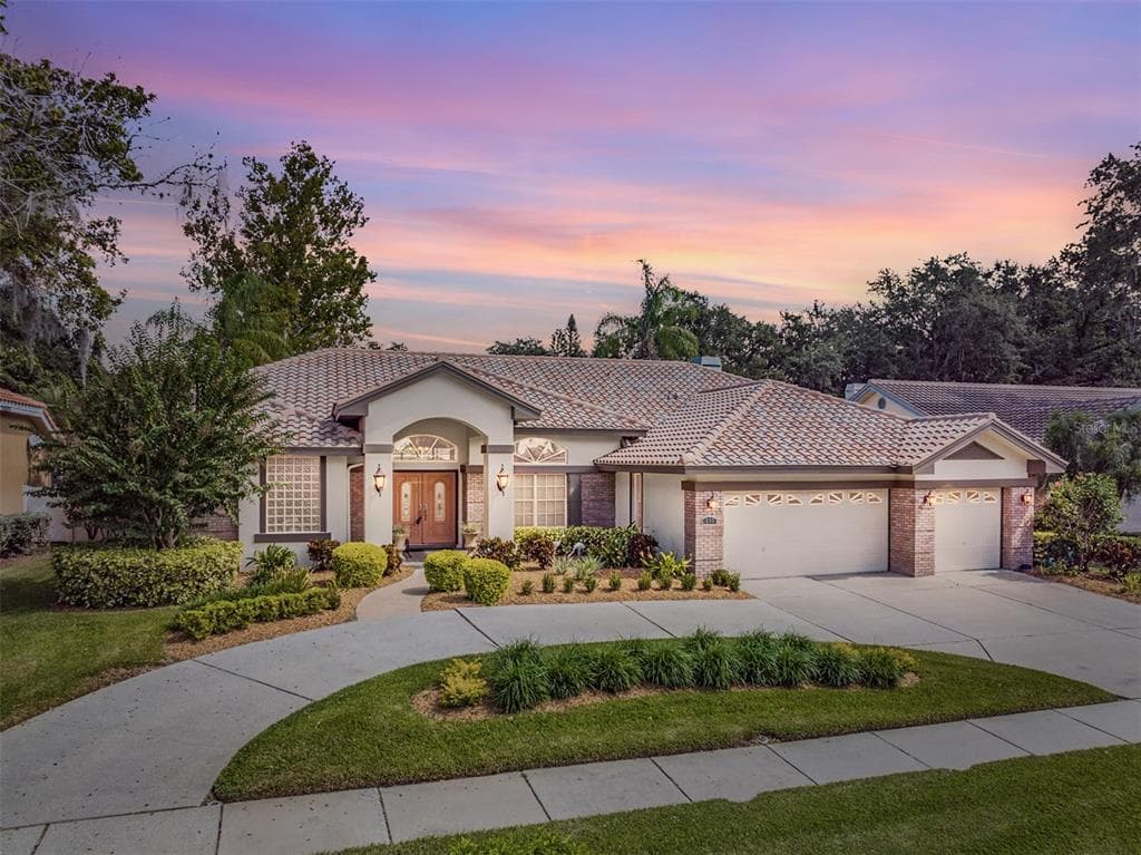 542 OLD OAK CIRCLE PALM HARBOR, FL 34683
