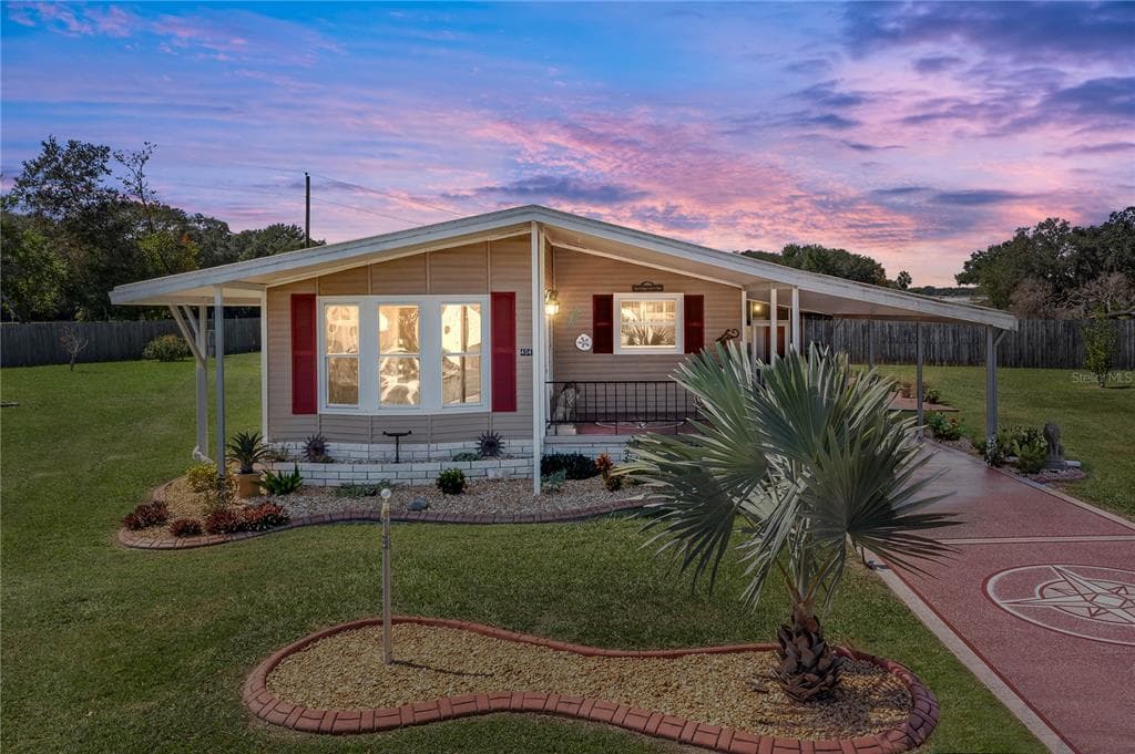 4047 JOYFUL LANE ZEPHYRHILLS, FL 33541