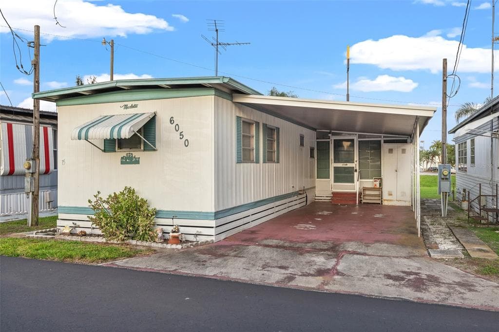 6050 HARRIET STREET ZEPHYRHILLS, FL 33542