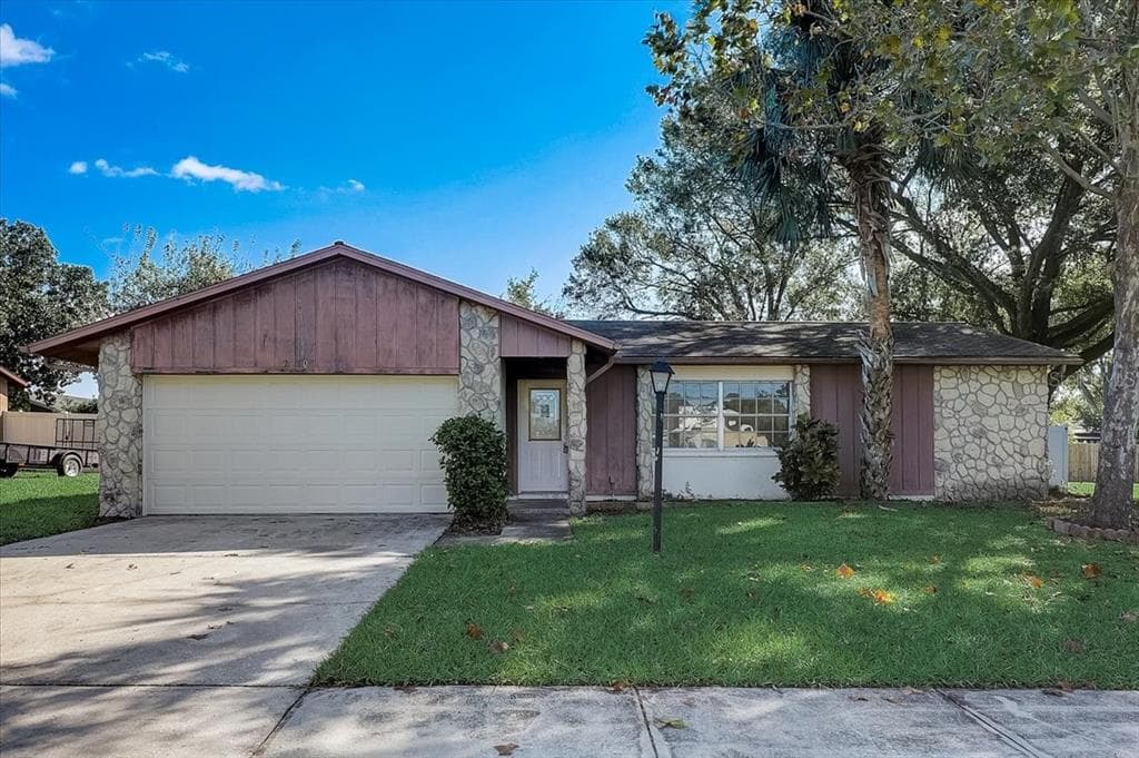 2810 EBONY PLACE SEFFNER, FL 33584