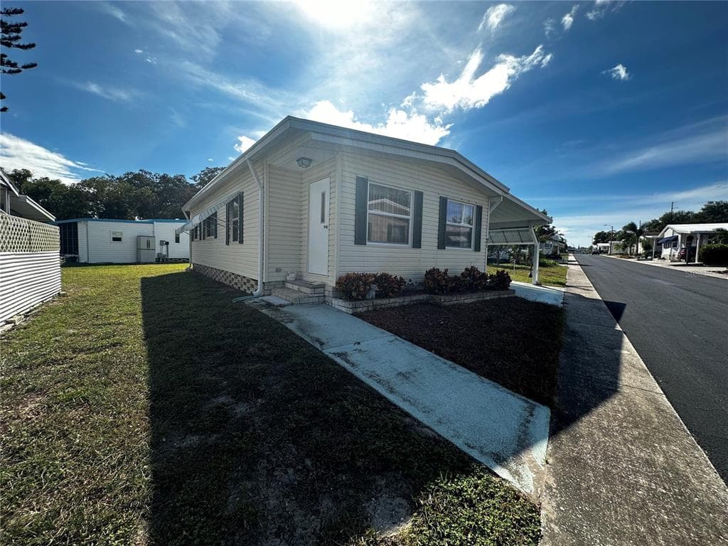 21 FRANGIPANI CIRCLE