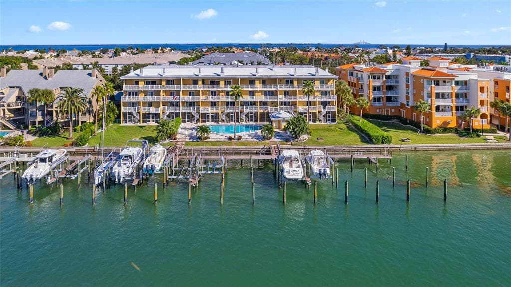 544 PINELLAS BAYWAY S UNIT F-11 TIERRA VERDE, FL 33715