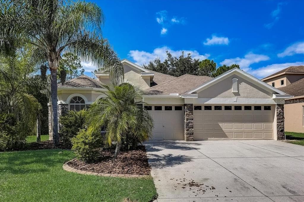 11117 OYSTER BAY CIRCLE NEW PORT RICHEY, FL 34654